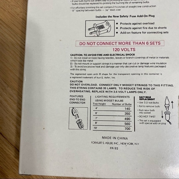 Vintage Petal Flower Reflector Christmas Lights NEW Deadstock Santa’s World - Picture 7 of 7